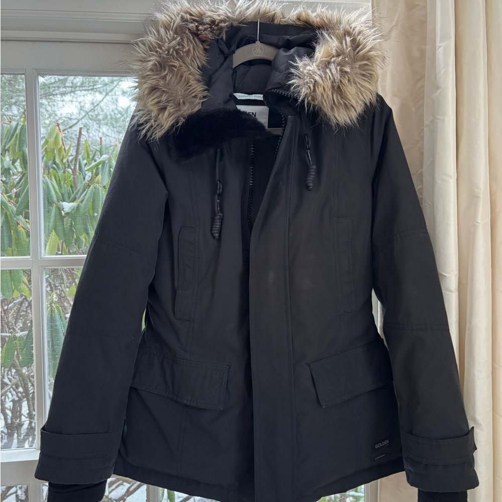 Aritzia Golden by TNA Larsen Parka - Black size Medium